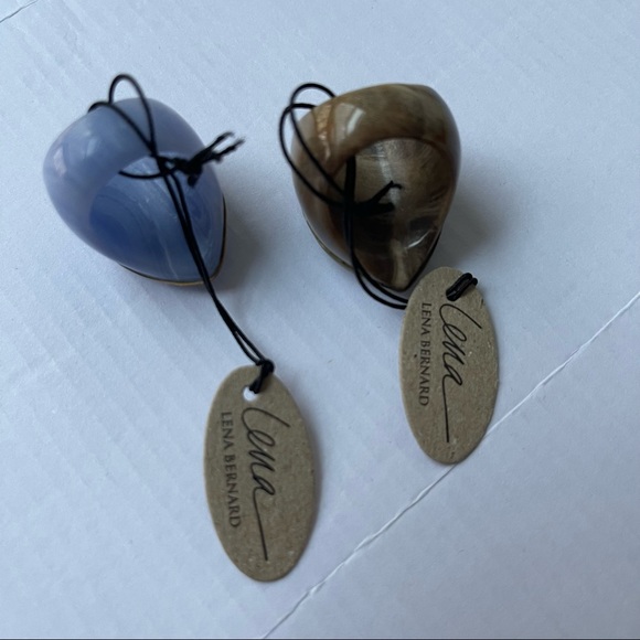 Lena Bernard acrylic costume rings. - Picture 2 of 7